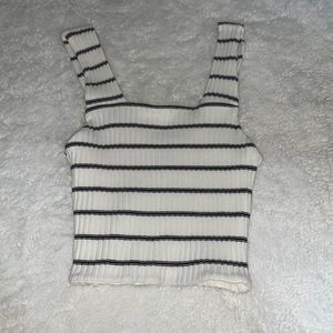 RARELY WORN american eagle cropped tank top!! size:xs